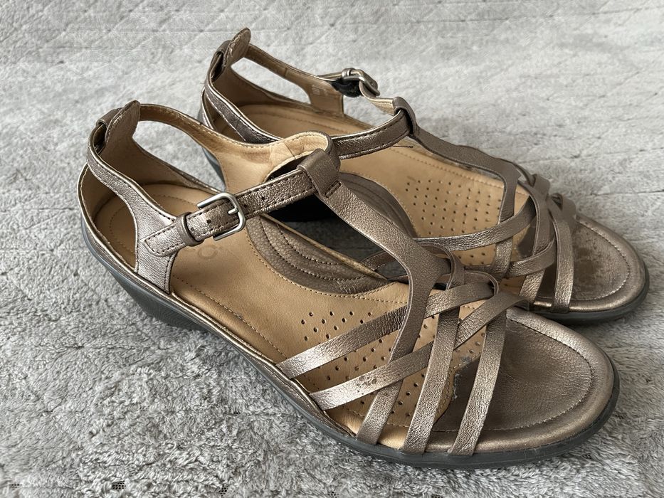 Sandalki ecco 39