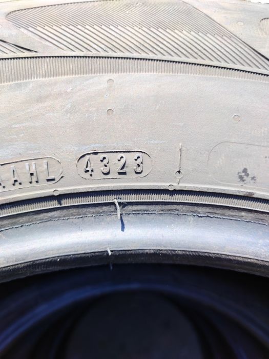 Шины 235/65/17 Nexen NFera Ru1
