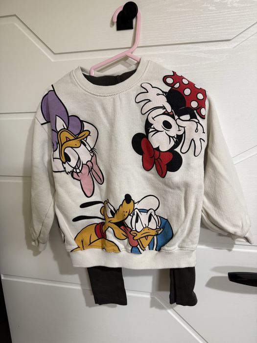 Дитячі речі фірмові костюми пляття штани