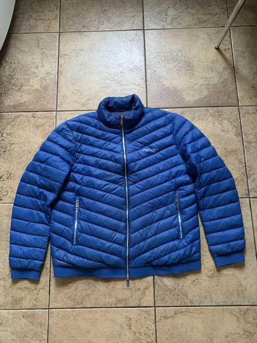 Куртка пуховик Armani. XL