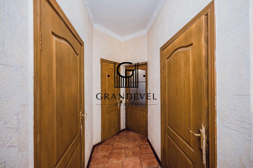 Продаж 2к квартири, Лютнева 1-1А, Бортничі, Харківський