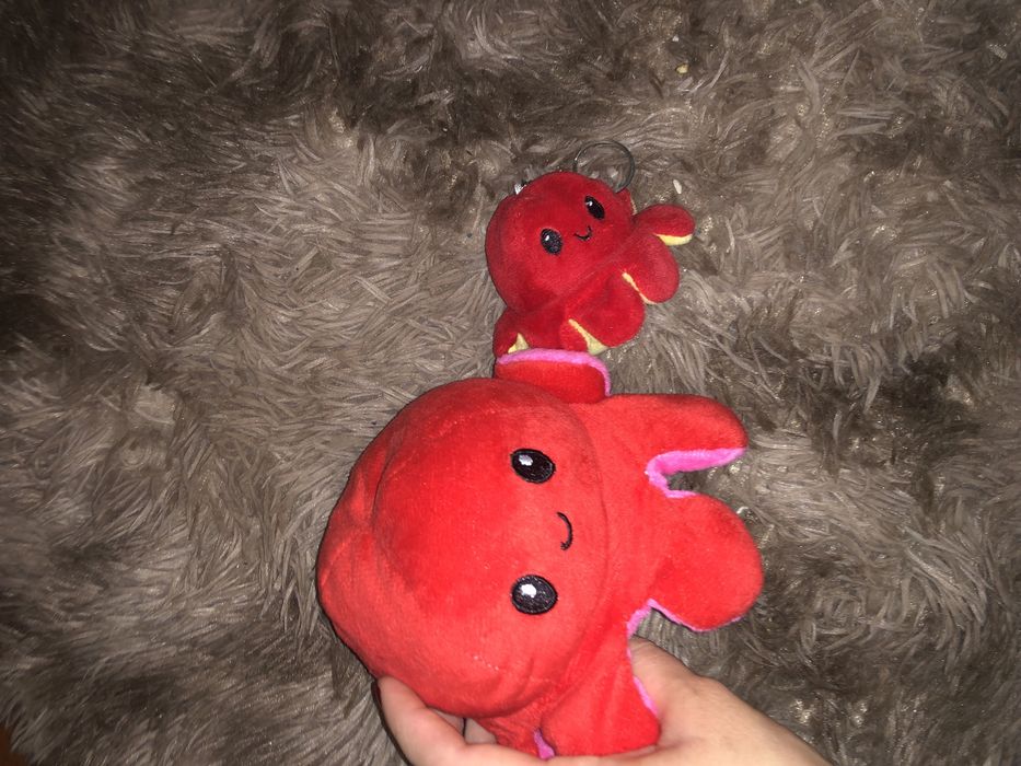 Продаются  игрушки