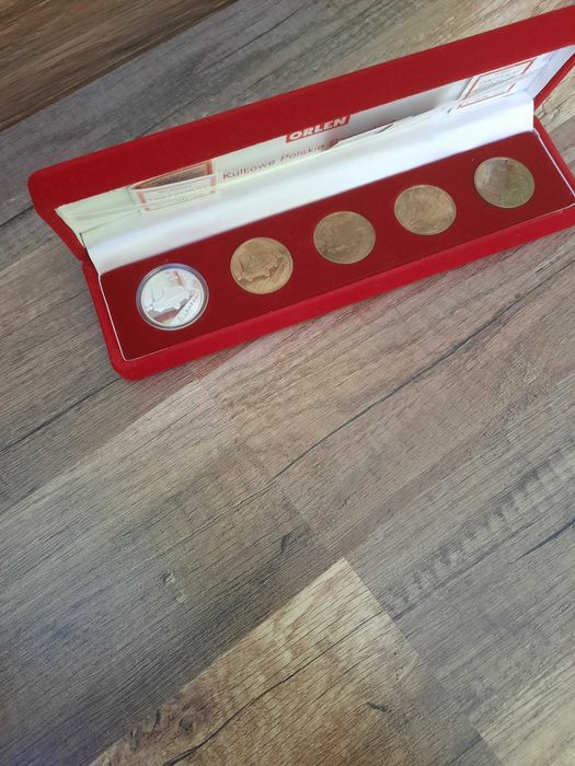 Monety Kultowe Polskie Samochody Orlen