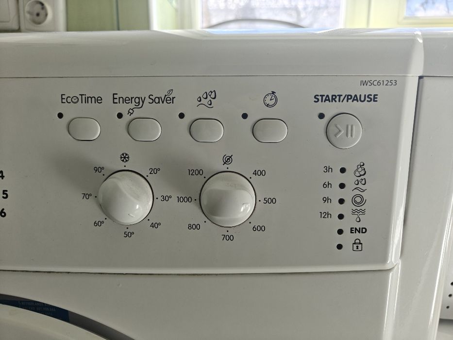 Пральна машина INDESIT IWSC61253