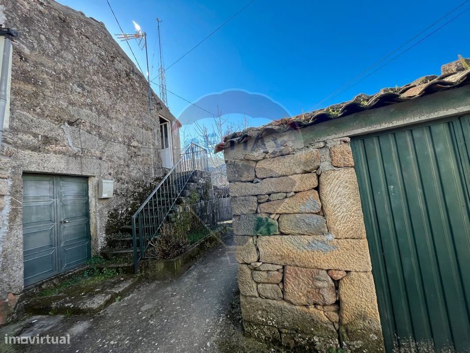 T3 Detached House for Sale