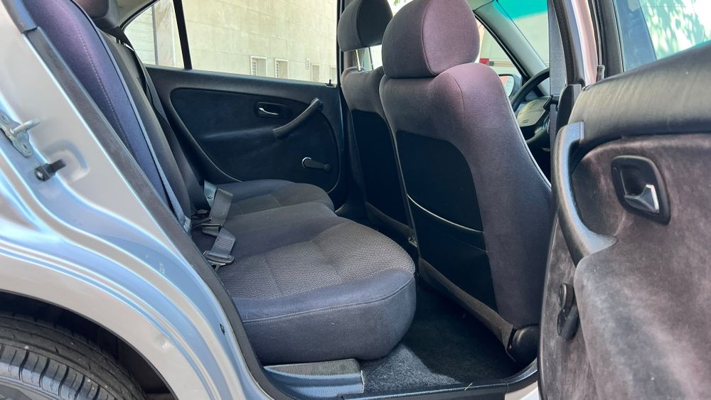 Honda Civic — fotografia 7