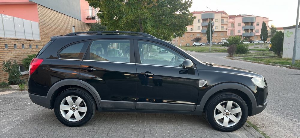Chevrolet Captiva ( 7 lugares ) 2.0 VCDi Seven Ano 2007 a diesel