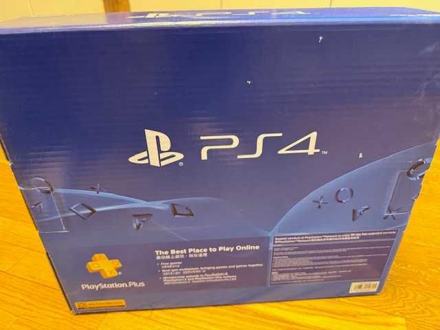 Sony PlayStation 4