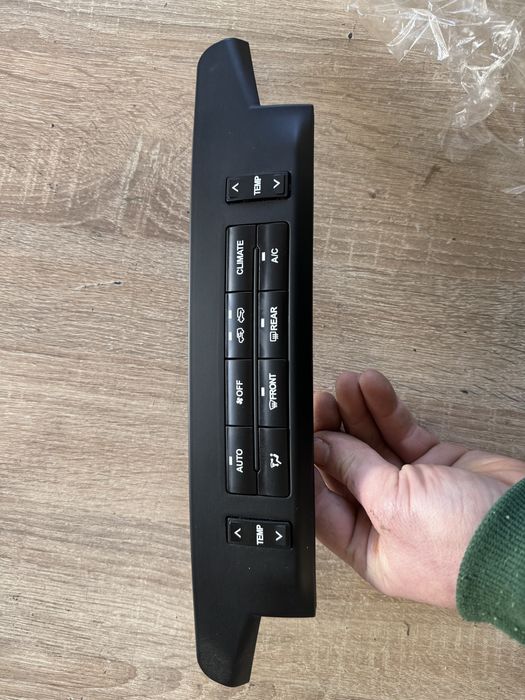 Штатна магнітола Torssen Toyota Land Cruiser