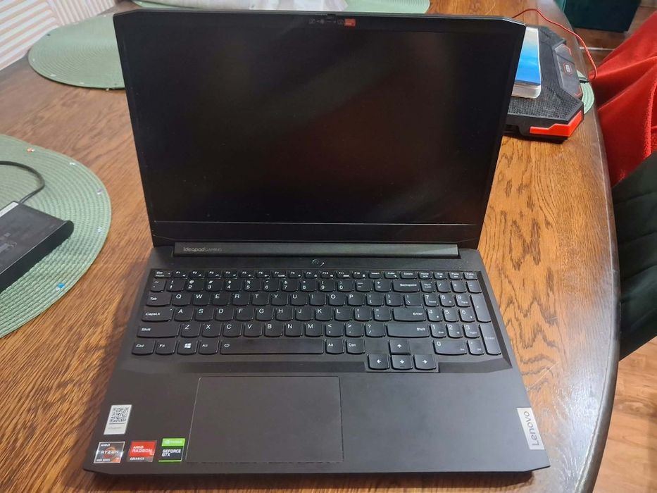 Sprzedam laptop Lenovo
