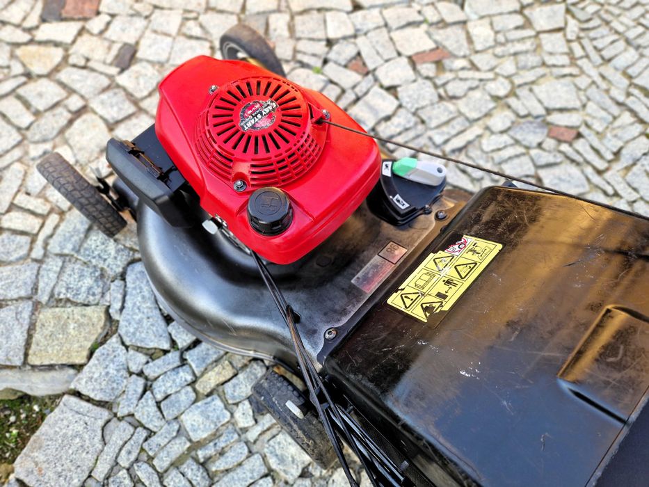 Kosiarka spalinowa HONDA IZY HONDA 5,5KM - napęd łopatki - po SERWISIE