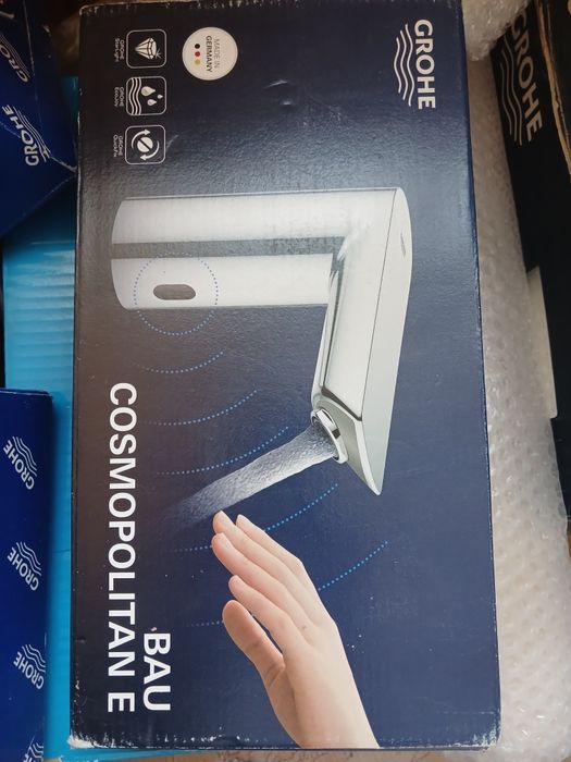 Змішувач інфрачервоний для раковини Grohe Bau Cosmopolitan E 36453000 електронний, хром
