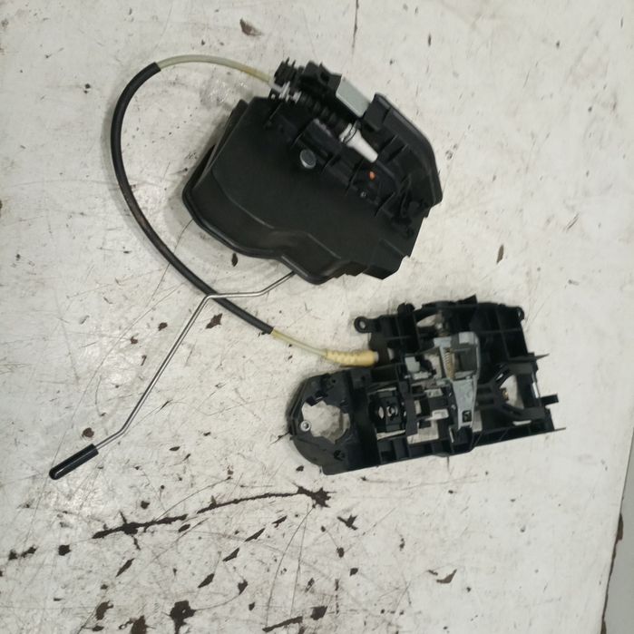 Fecho de porta - BMW 5 Touring (F11) | 09 - 17