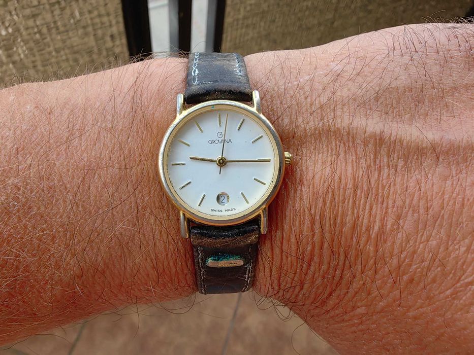Damski zegarek szwajcarski Grovana - pozłacana koperta
