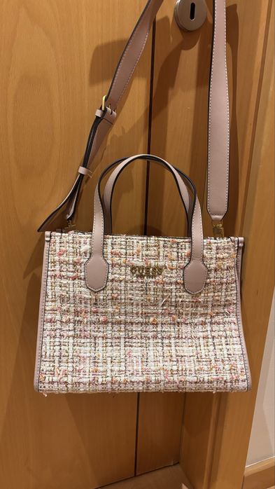 Mala GUESS- original ( semi nova)