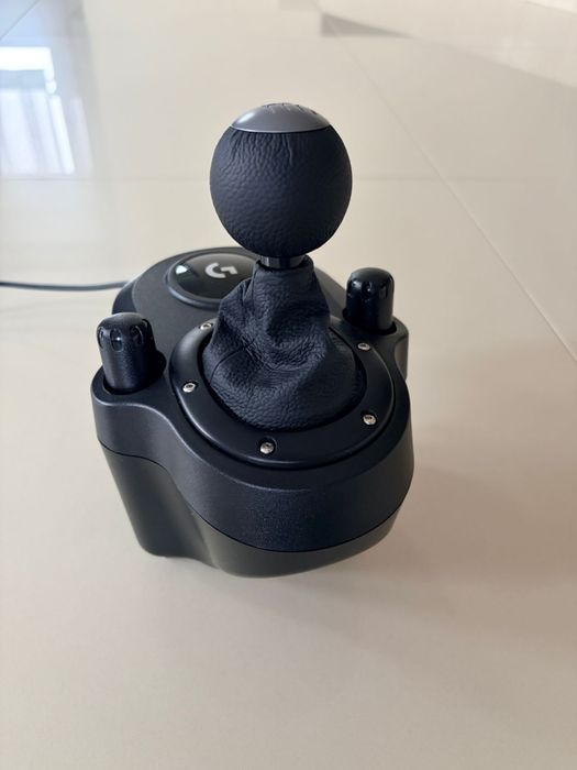Kierownica Logitech G920 + driving shifter