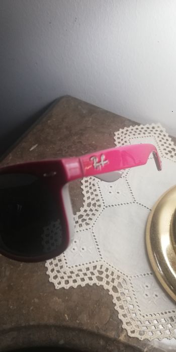 Oculos de sol Ry Ban de criança rosa