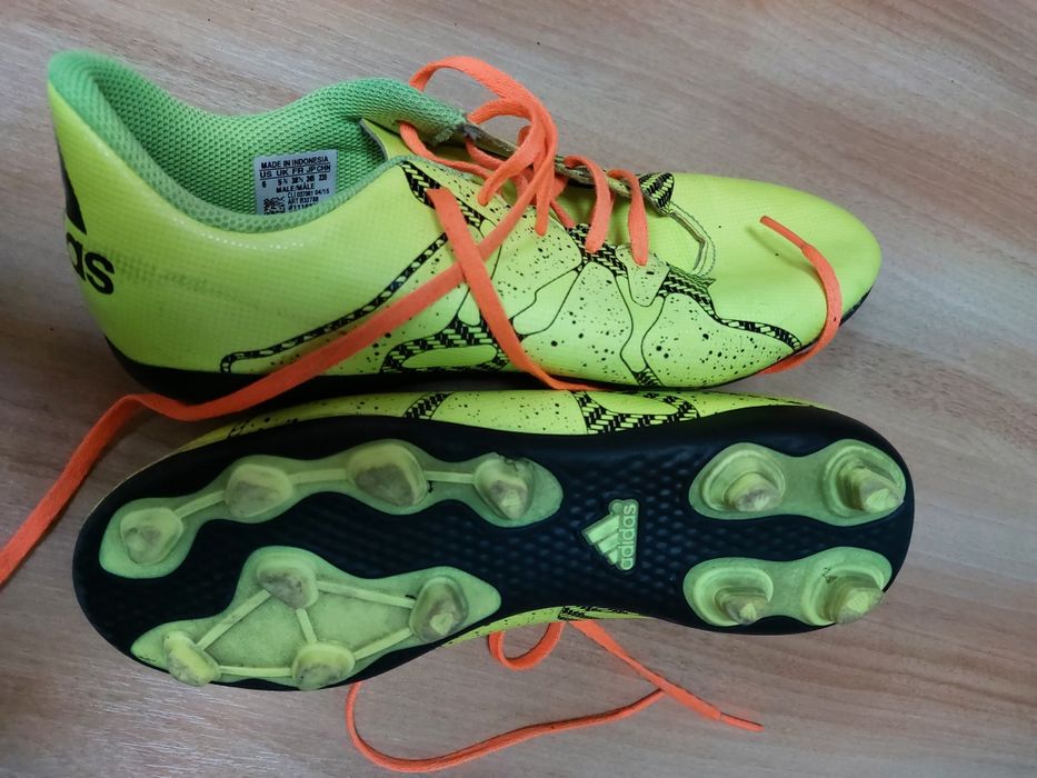 Буци для футболу