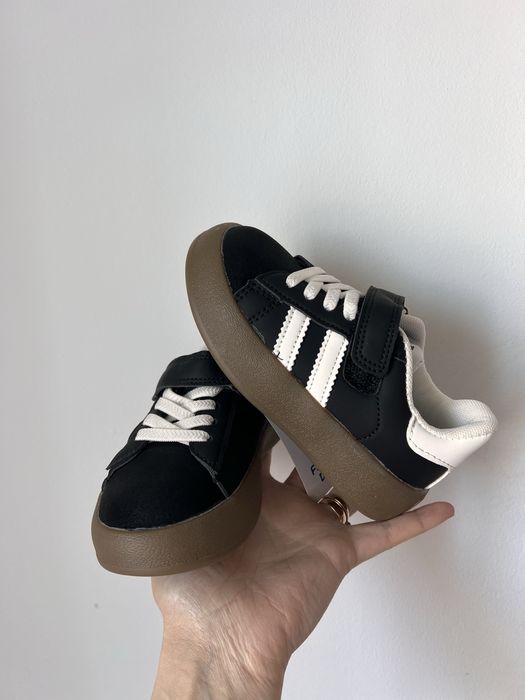 Кросівки для хлопчика розмір 28-18см,31-19,5см. Розпродаж!!!