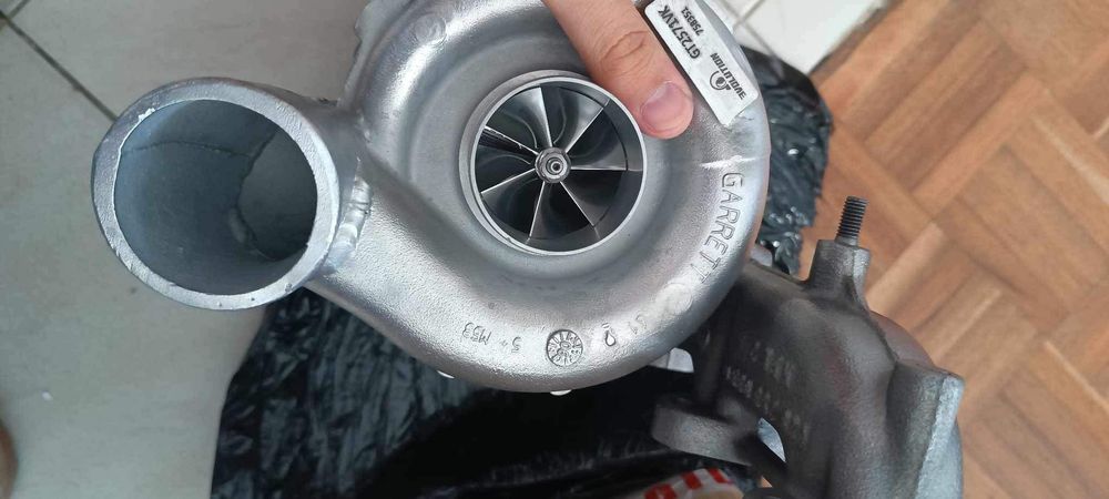 Troco ou vendo Golf 4 tdi 110 muito material
