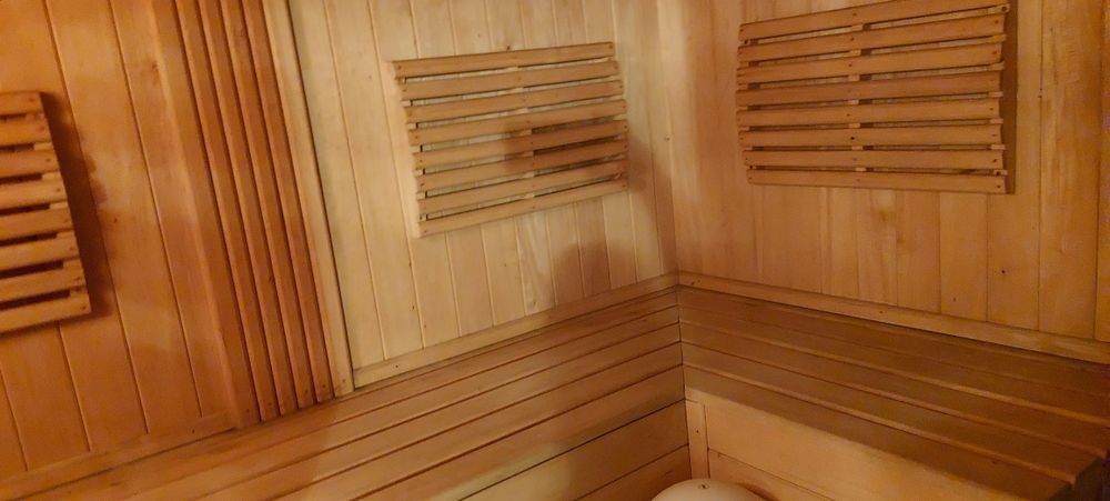 Продам 3-х эт дом в Новоселовке