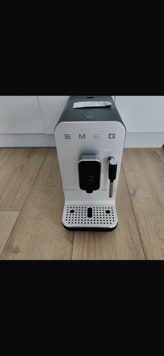 Ekspres Smeg BCC12WHMEU