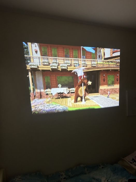 Проектор Yoton