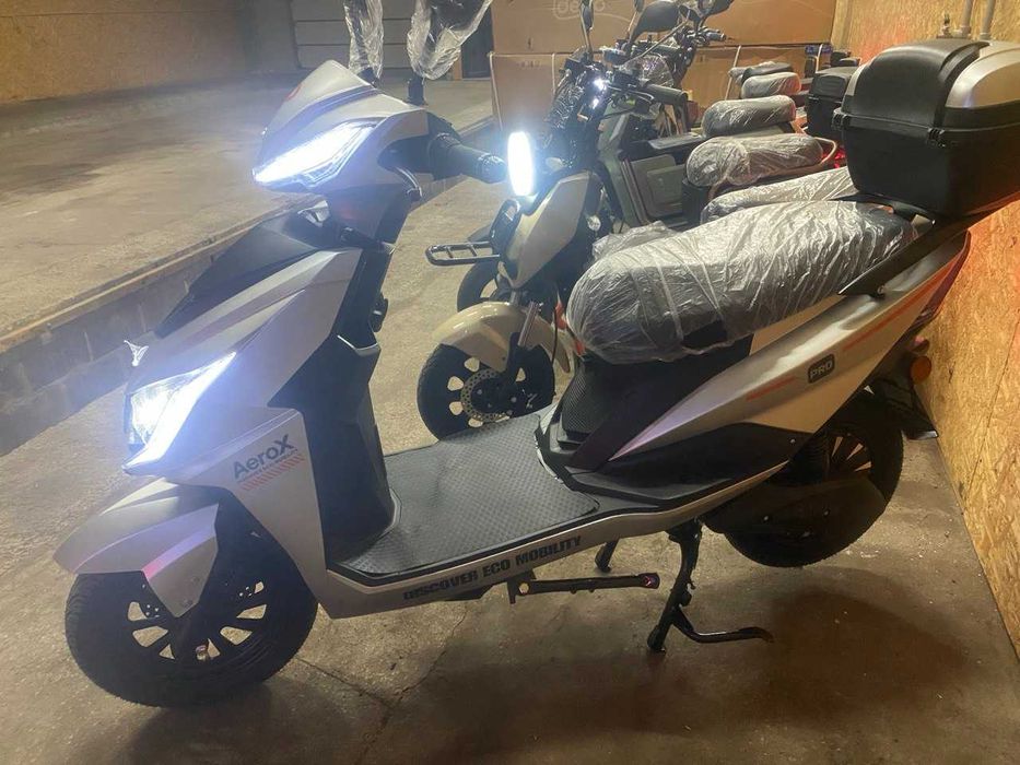 Електроскутер IDemo AeroX PRO O150-LFP