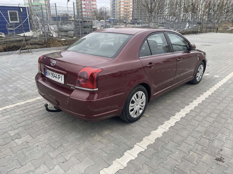 Toyota Avensis 2003