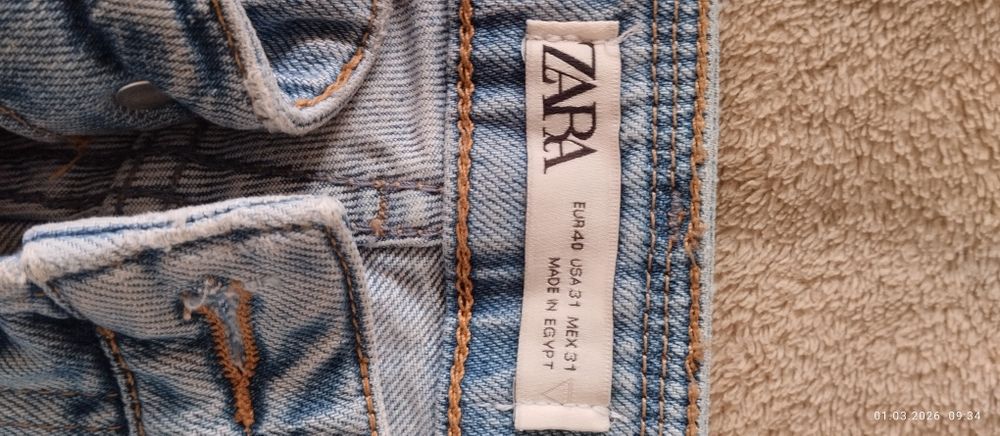 Жіночі джинси ZARA