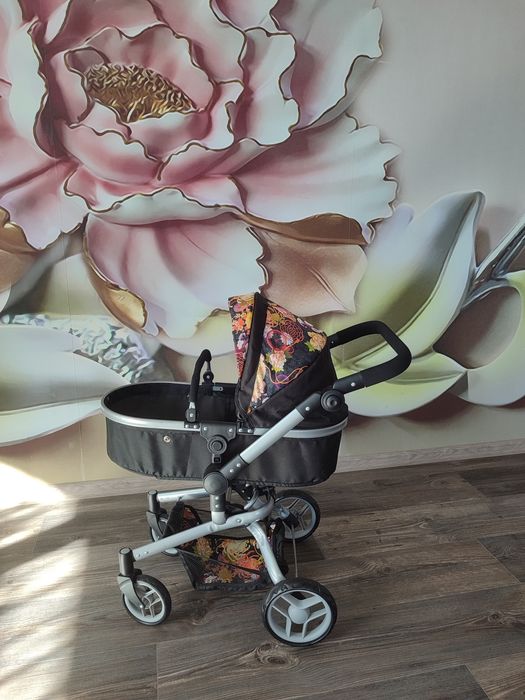 Продам коляску для кукол  в хорошому стані!