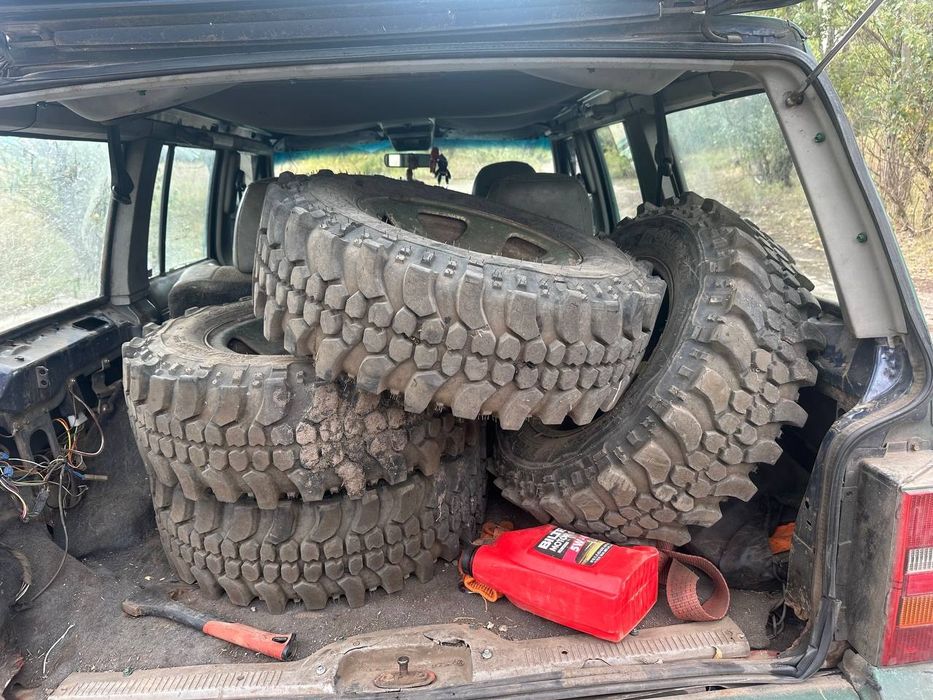 Продам Jeep Cherokee