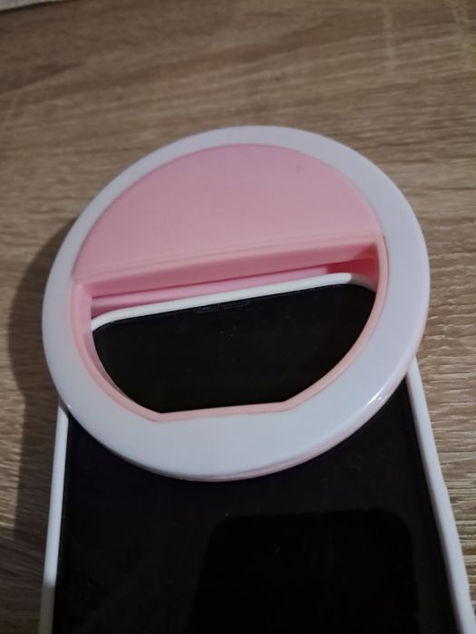 Світлодіодне селф-кільце на телефон