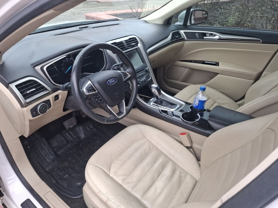 В продажі Ford Fusion