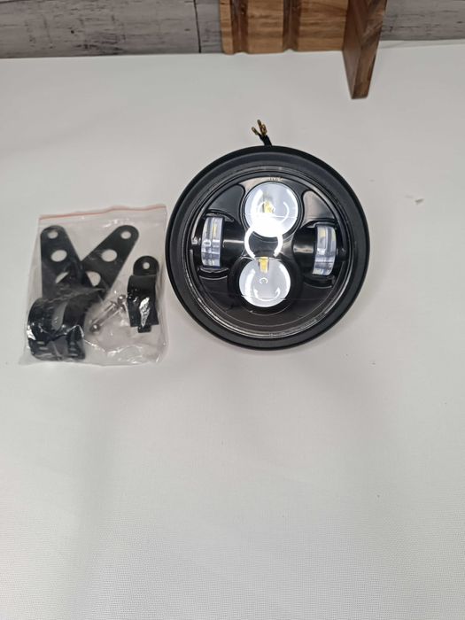 Lampa reflektor speracz LED do ciągnika, motocykla, quada, roweru