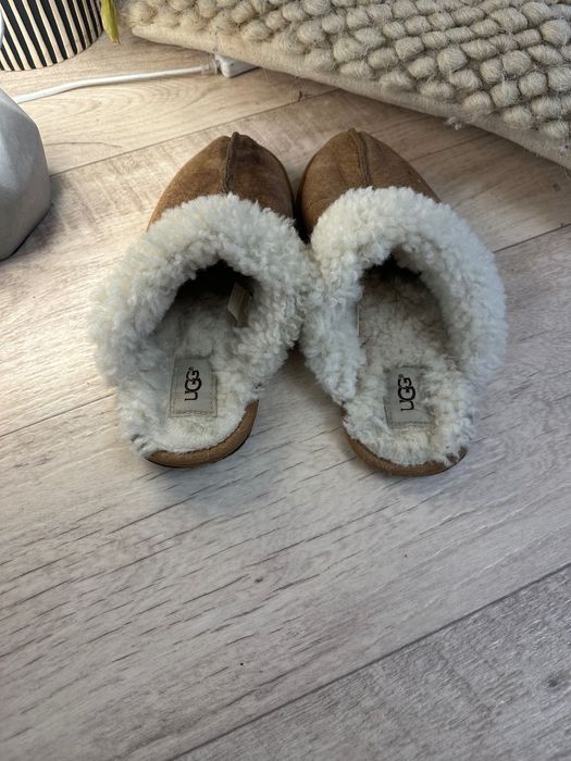 UGG - Замшевые тапочки Scuffette