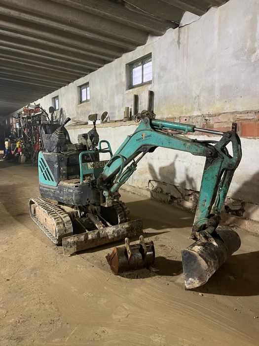 Mini giratoria kobelco sk09