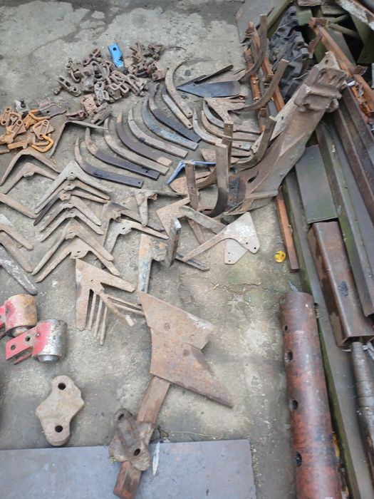 Лапи культиватори передплужники кріплення