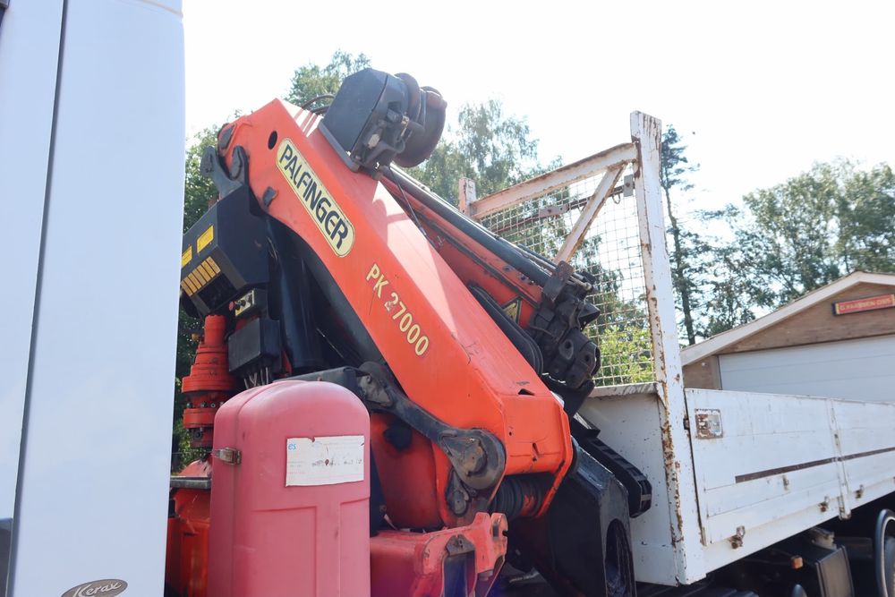RENAULT KERAX 340cv Grua Palfinger PK27000 c/Gib RadioComando Caixa Tri-Basculante Apenas 200.000km #OPORTUNIDADE#