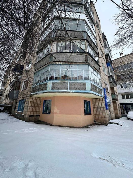 Луцьке Кільце 147м2 Продам приміщення по Соборній з Парковкою