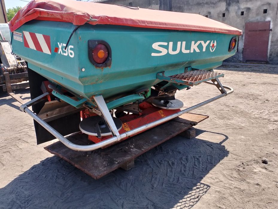 Rozsiewacz sulky x36 waga
