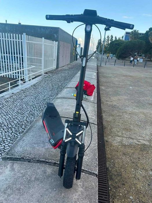 Electric scooter