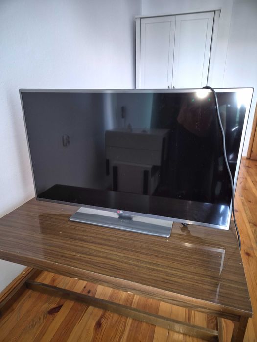 Telewizor LG 42" 42LB650V-ZN