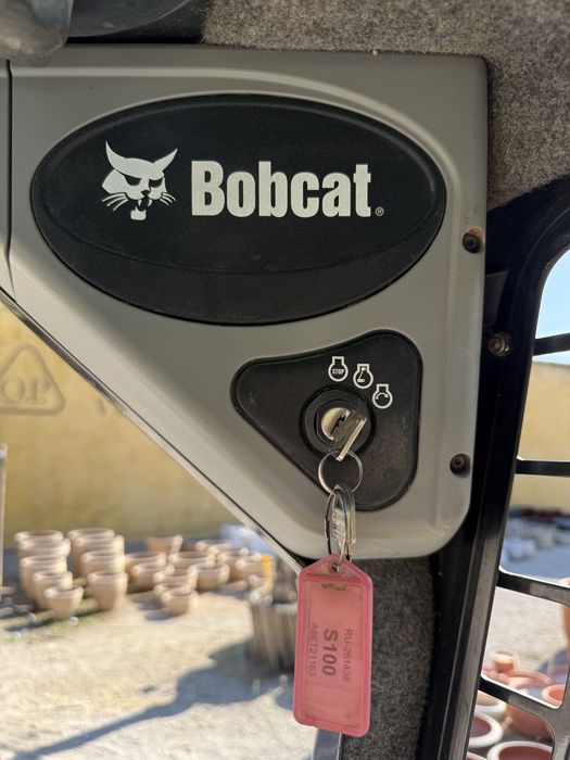 BobCat S100 pá carregadora