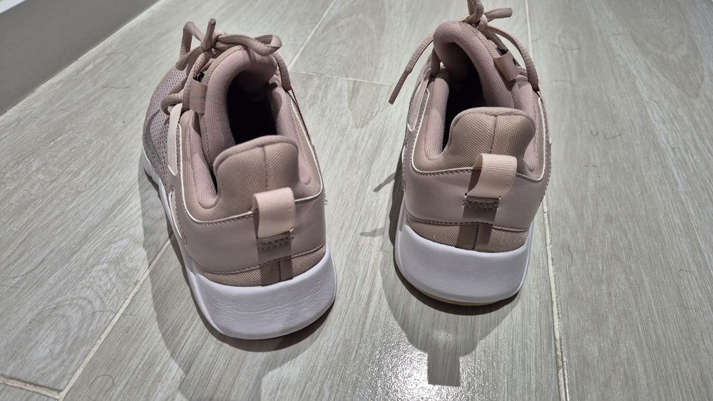 Nike training mulher