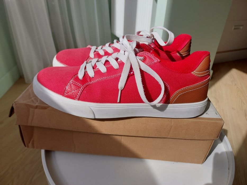 Кросівки Сніеерси Кеди Levi's US10