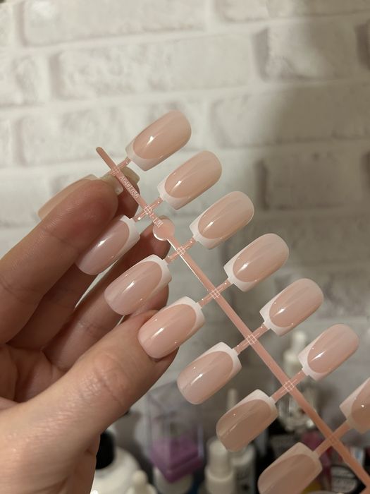 Кольорові гелеві тіпси для нарощення