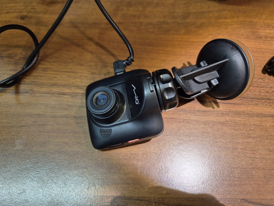 Kamera samochodowa MIO, karta 16GB, zasilacz