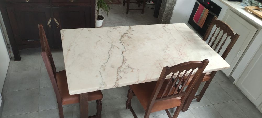 Rustic Kitchen Table64752263684098122