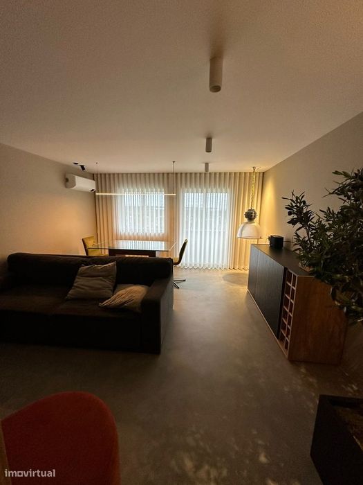 Apartamento T2 para Arrendamento - Condomínio com piscina - Esposende